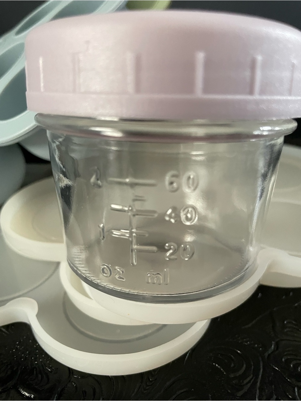 Silicone Baby Food Freezer Trays + Glass Storage Jars in Pastel Mix - Picture 6 of 10